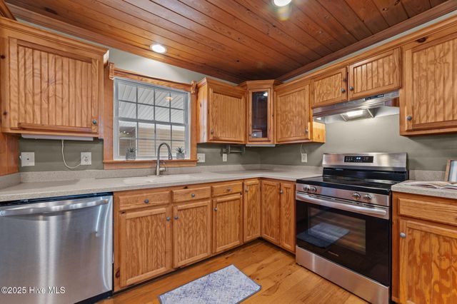 100 Goose Creek Drive, Washington, NC 27889