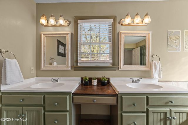 100 Goose Creek Drive, Washington, NC 27889