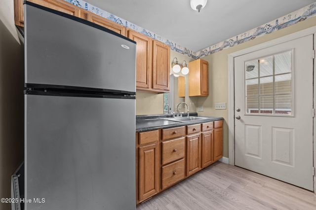 100 Goose Creek Drive, Washington, NC 27889