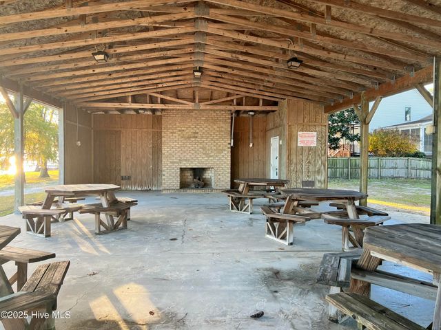 100 Goose Creek Drive, Washington, NC 27889