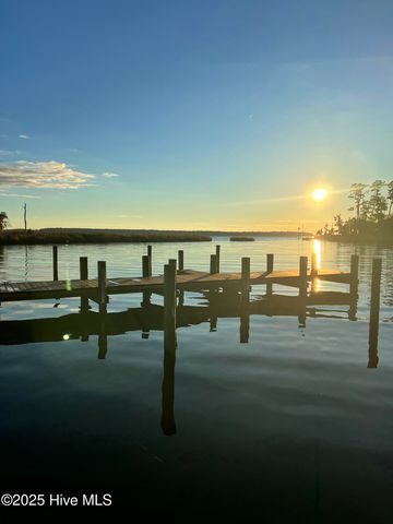 100 Goose Creek Drive, Washington, NC 27889