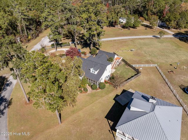 100 Goose Creek Drive, Washington, NC 27889