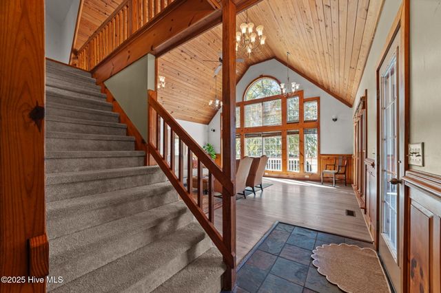 100 Goose Creek Drive, Washington, NC 27889