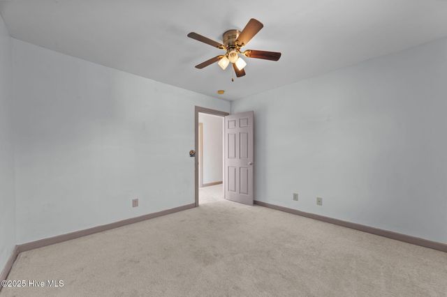 100 Goose Creek Drive, Washington, NC 27889