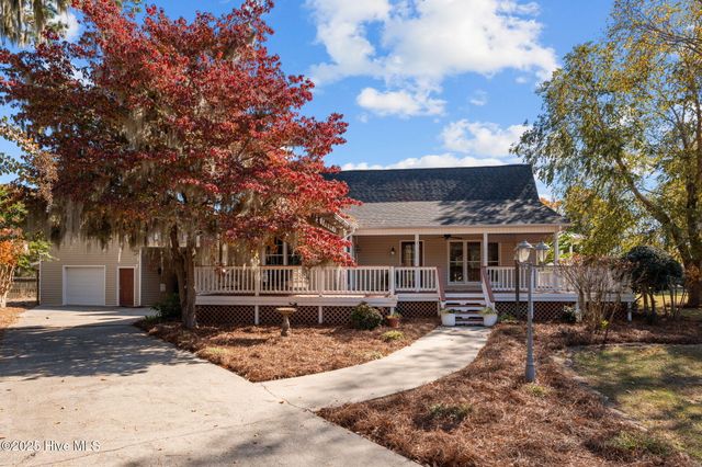 100 Goose Creek Drive, Washington, NC 27889