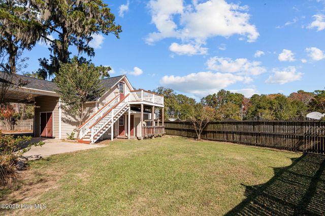 100 Goose Creek Drive, Washington, NC 27889