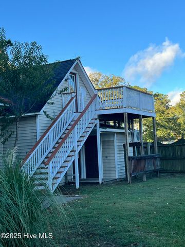 100 Goose Creek Drive, Washington, NC 27889