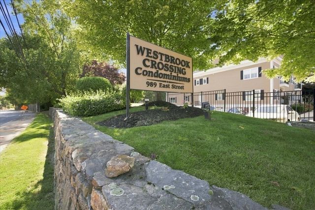 989 East St 303, Dedham, MA 02026