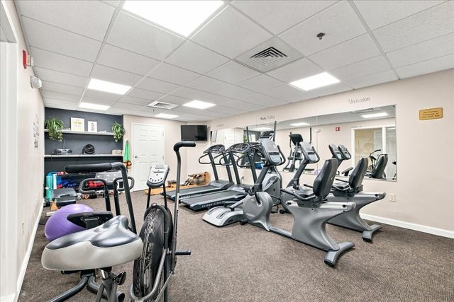 989 East St 303, Dedham, MA 02026