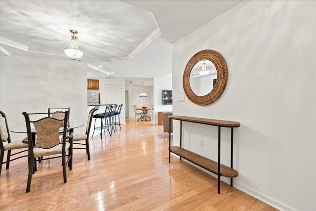 989 East St 303, Dedham, MA 02026