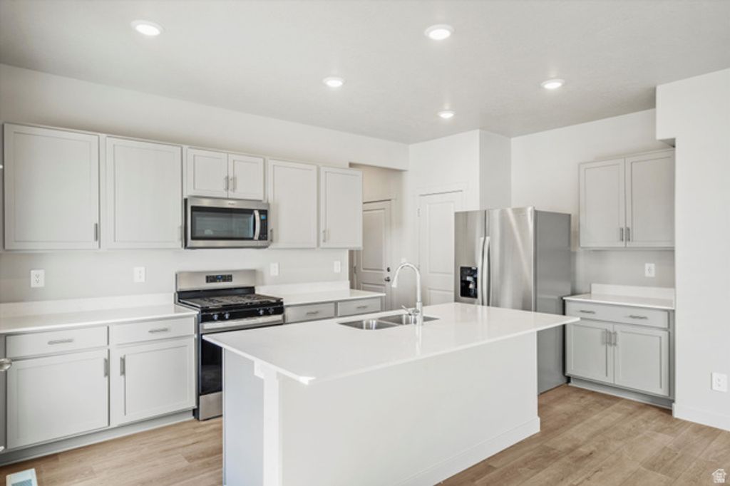 Image 14 of property listing at 3424 N BROWNING ST #1513, Eagle Mountain, UT 84005