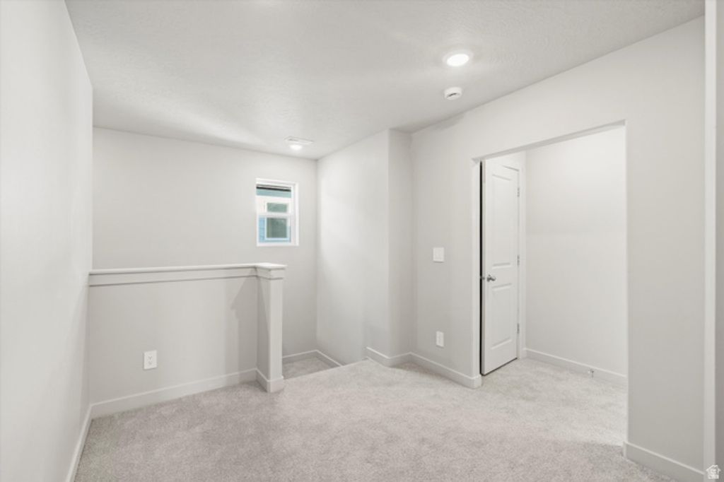 Image 16 of property listing at 3424 N BROWNING ST #1513, Eagle Mountain, UT 84005