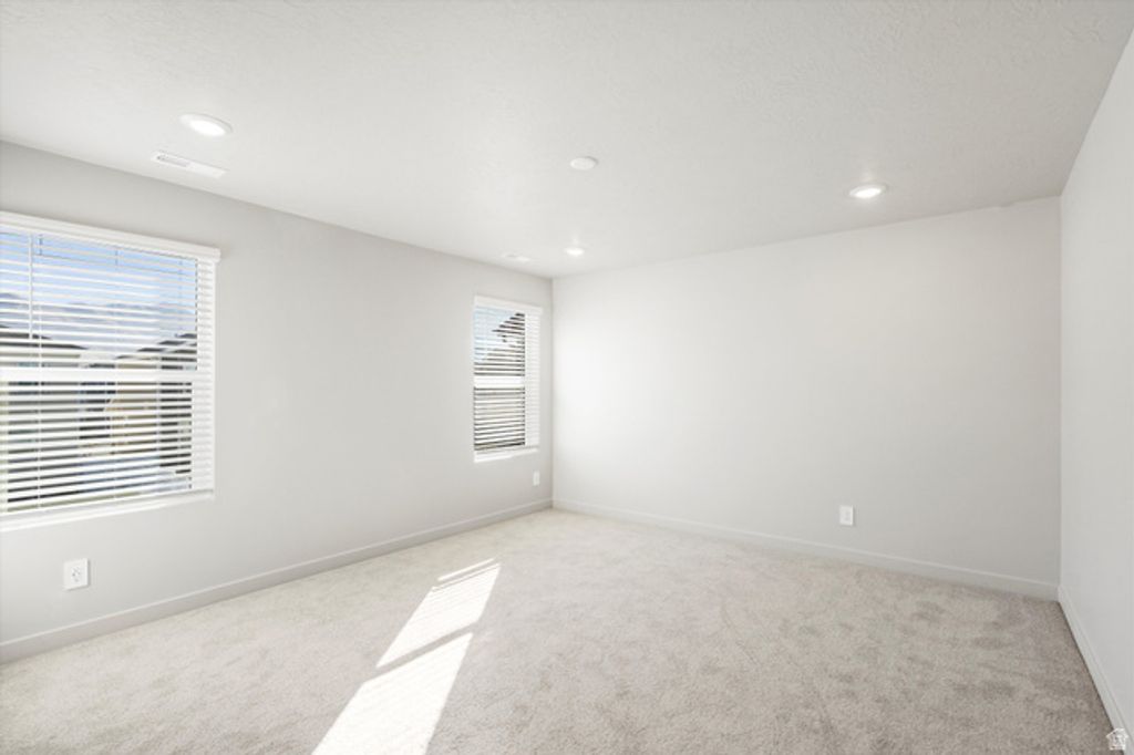 Image 25 of property listing at 3424 N BROWNING ST #1513, Eagle Mountain, UT 84005