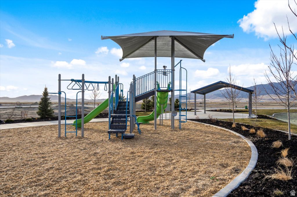 Image 38 of property listing at 3424 N BROWNING ST #1513, Eagle Mountain, UT 84005