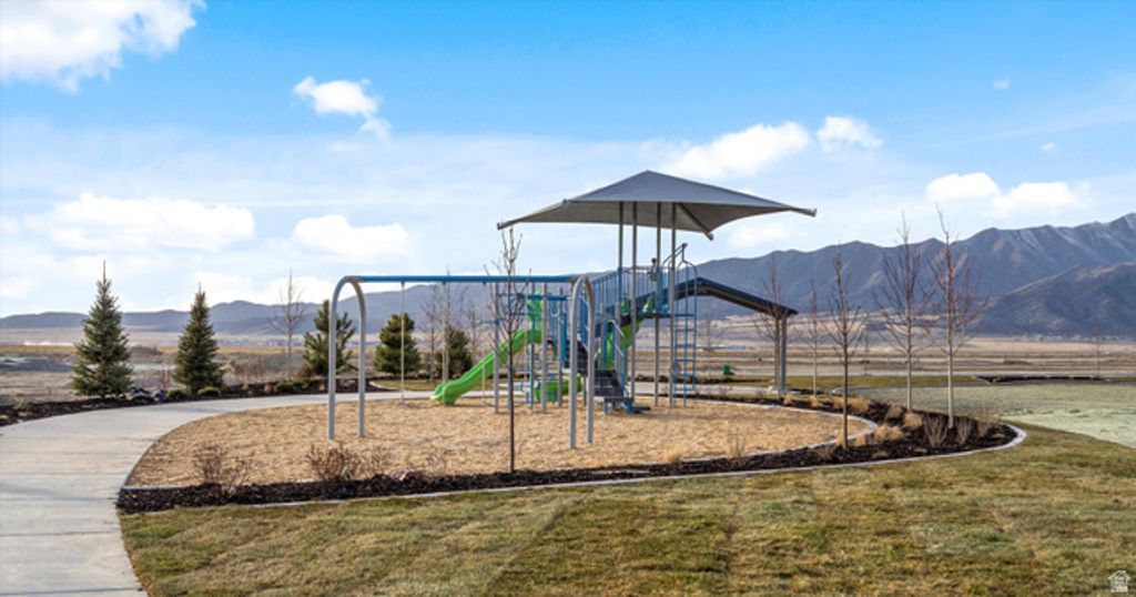 Image 40 of property listing at 3424 N BROWNING ST #1513, Eagle Mountain, UT 84005