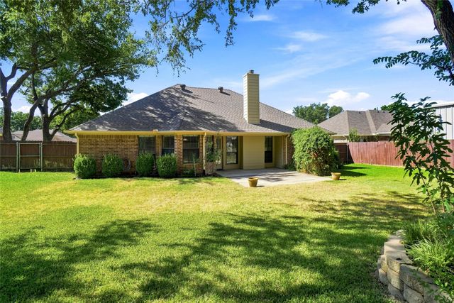 2105 Fair Oaks Drive, Bridgeport, TX 76426