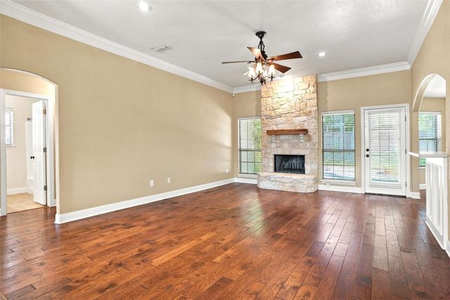 2105 Fair Oaks Drive, Bridgeport, TX 76426