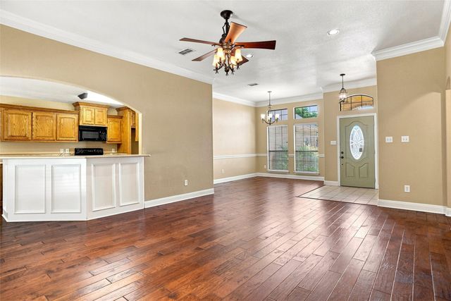 2105 Fair Oaks Drive, Bridgeport, TX 76426