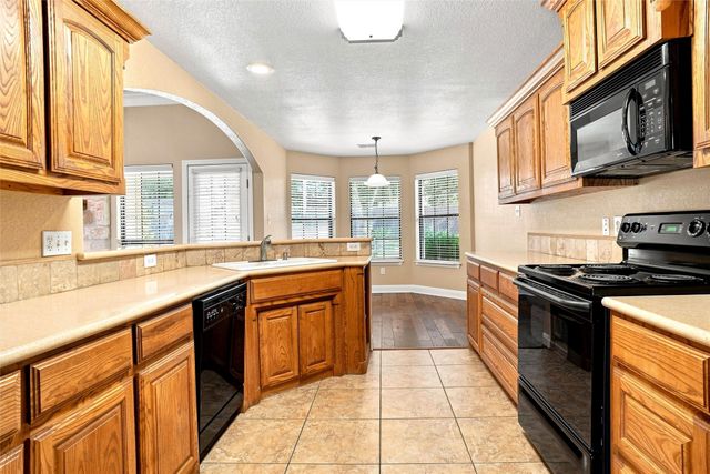 2105 Fair Oaks Drive, Bridgeport, TX 76426