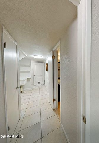 1005 Singing Hills Drive, El Paso, TX 79912