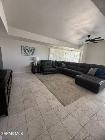 1005 Singing Hills Drive, El Paso, TX 79912