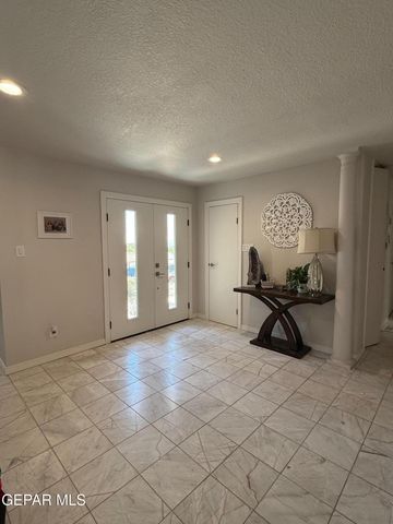 1005 Singing Hills Drive, El Paso, TX 79912