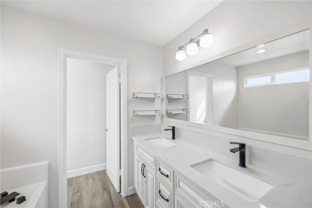 6703 Olive, San Bernardino, CA 92407