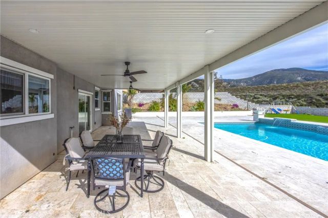 6703 Olive, San Bernardino, CA 92407