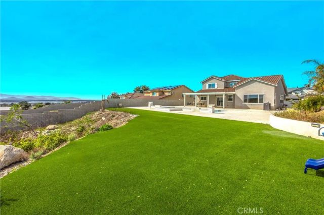 6703 Olive, San Bernardino, CA 92407