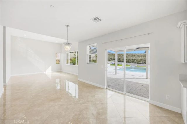 6703 Olive, San Bernardino, CA 92407