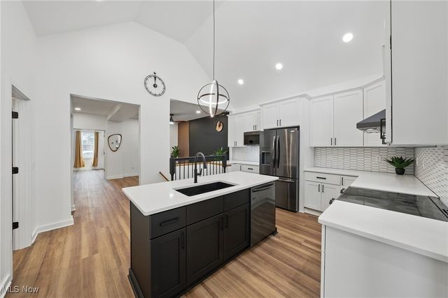 3293 W 23rd Place, Cleveland, OH 44109