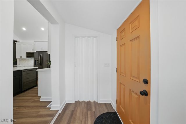 3293 W 23rd Place, Cleveland, OH 44109