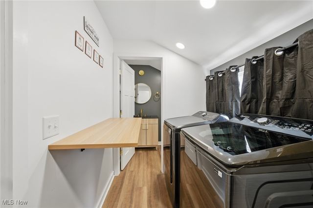 3293 W 23rd Place, Cleveland, OH 44109