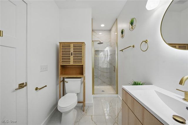 3293 W 23rd Place, Cleveland, OH 44109