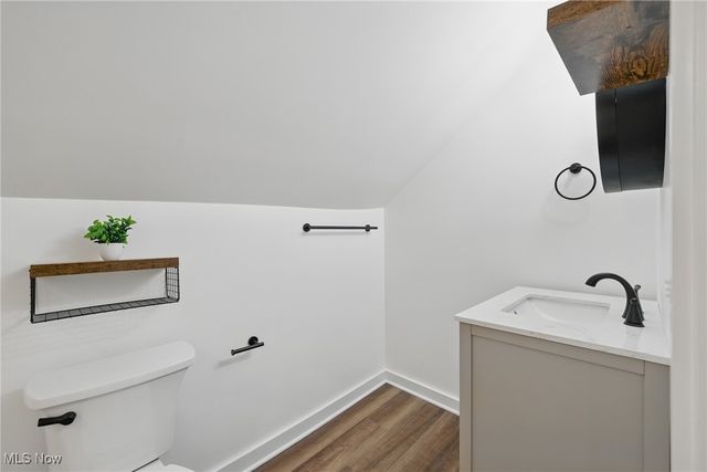 3293 W 23rd Place, Cleveland, OH 44109