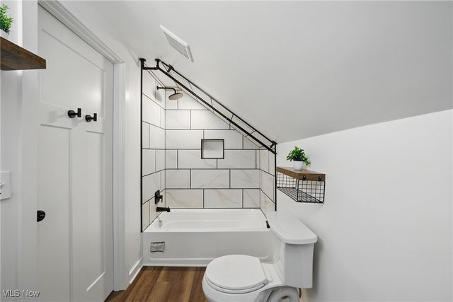 3293 W 23rd Place, Cleveland, OH 44109