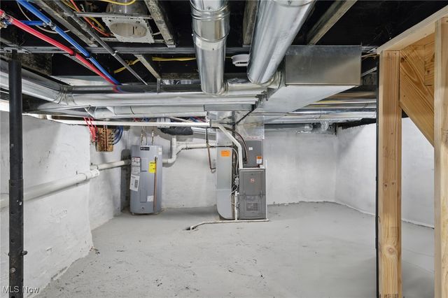 3293 W 23rd Place, Cleveland, OH 44109