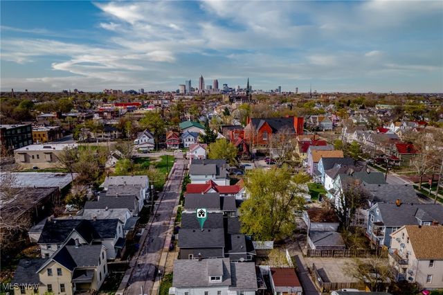 3293 W 23rd Place, Cleveland, OH 44109