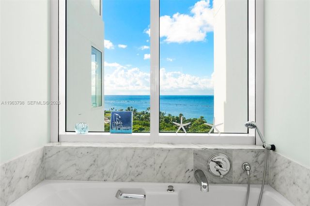 400 S Pointe Dr 1104, Miami Beach, FL 33139