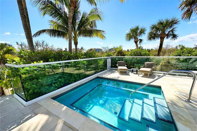 400 S Pointe Dr 1104, Miami Beach, FL 33139