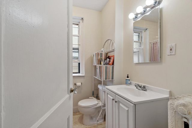 16 Glenville Ave 1, Boston, MA 02134