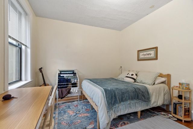 16 Glenville Ave 1, Boston, MA 02134