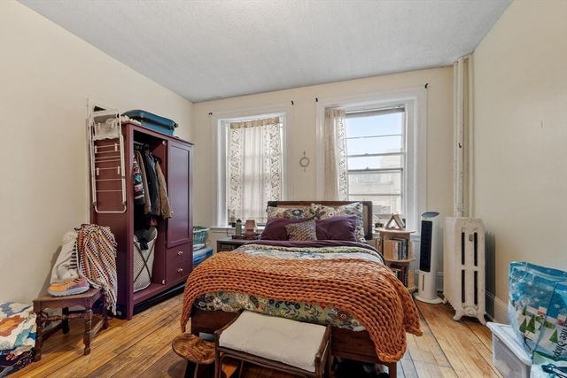 16 Glenville Ave 1, Boston, MA 02134
