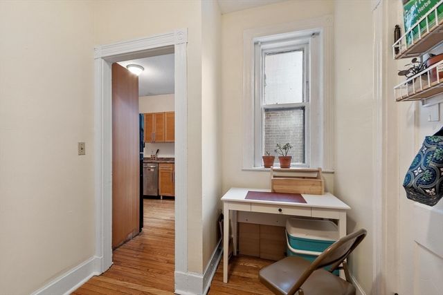 16 Glenville Ave 1, Boston, MA 02134