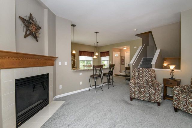 14355 W Lenox DRIVE, New Berlin, WI 53151