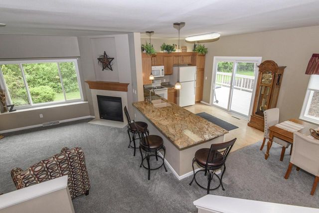 14355 W Lenox DRIVE, New Berlin, WI 53151