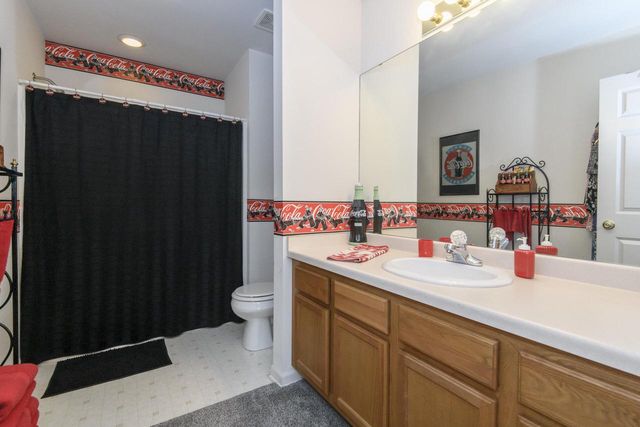 14355 W Lenox DRIVE, New Berlin, WI 53151