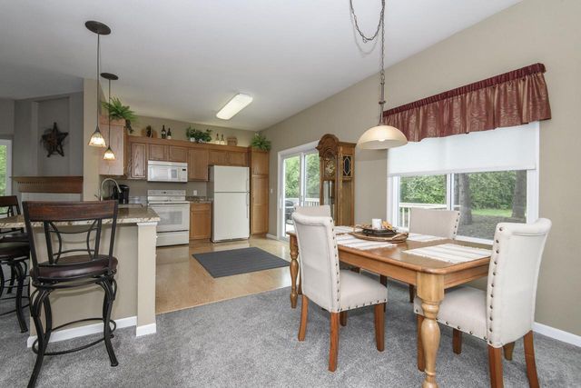 14355 W Lenox DRIVE, New Berlin, WI 53151