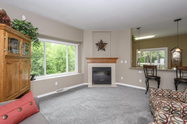 14355 W Lenox DRIVE, New Berlin, WI 53151
