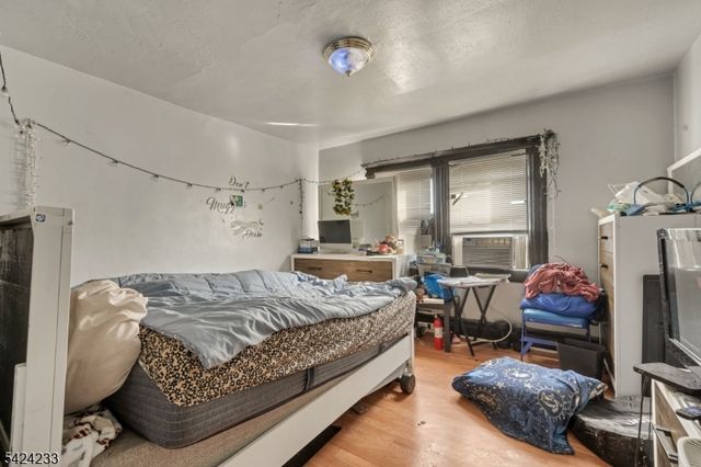 189 Scheerer Ave, Newark City, NJ 07112